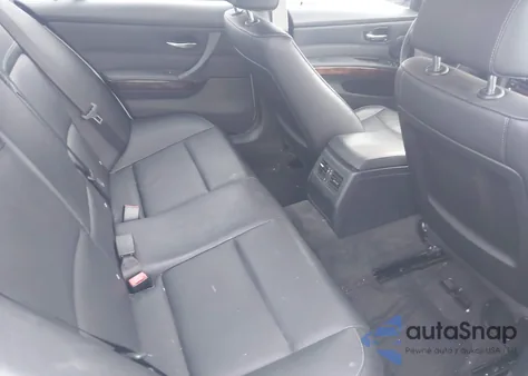 2011 BMW 328I xDrive z USA, uszkodzony, nr VIN WBAPK5C59BA658035